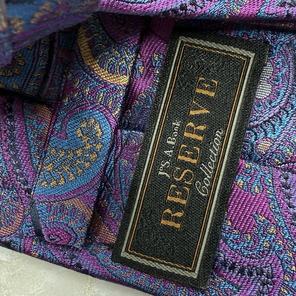 NWOT‎ Jos. A. Bank Reserve Silk Tie Paisley Purple Blue 3